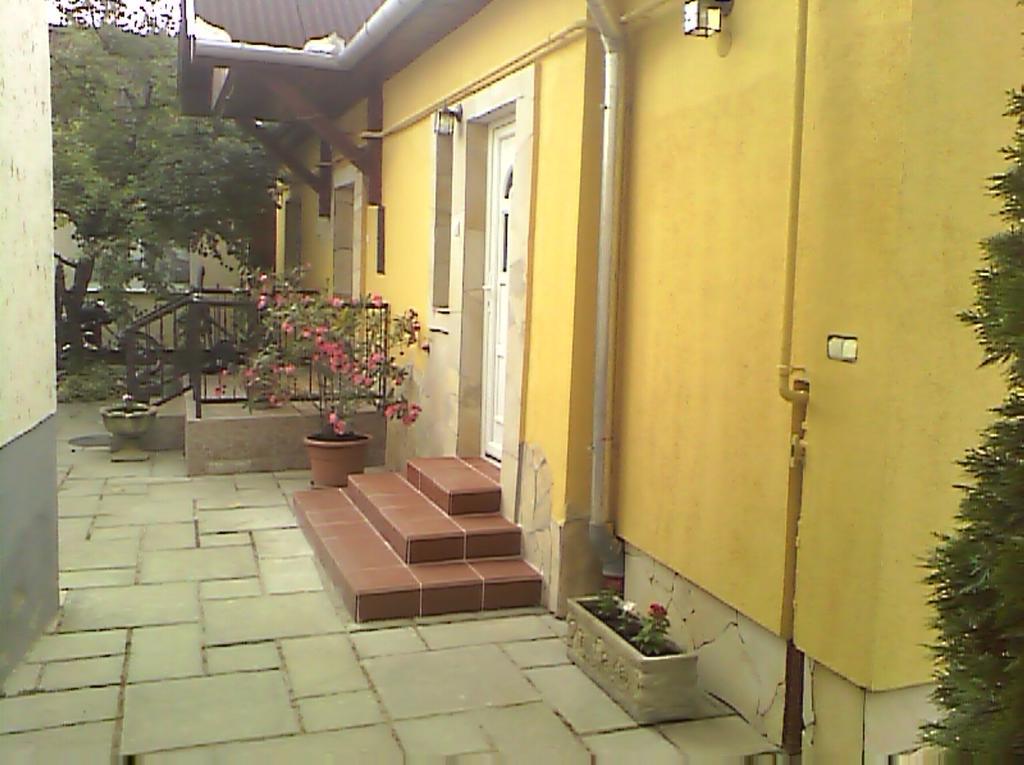 Apartman Sas 6 Apartment ไฮจ์ดุสโซบอสโล ห้อง รูปภาพ